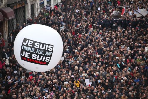 massive-crowds-gather-at-paris-unity-rally-to-honor-charlie-hebdo-victims-body-image-